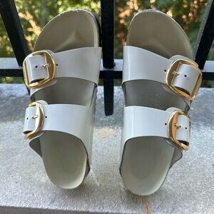 Birkenstock - Arizona Big Buckle Sandal Ecru